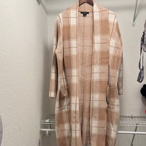 Tahari Tan and Cream Checkered Cardigan